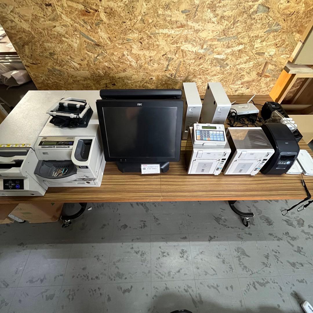 【即使用OK】新紙幣対応！東芝 TEC 自動釣銭機付きレジ一式セット