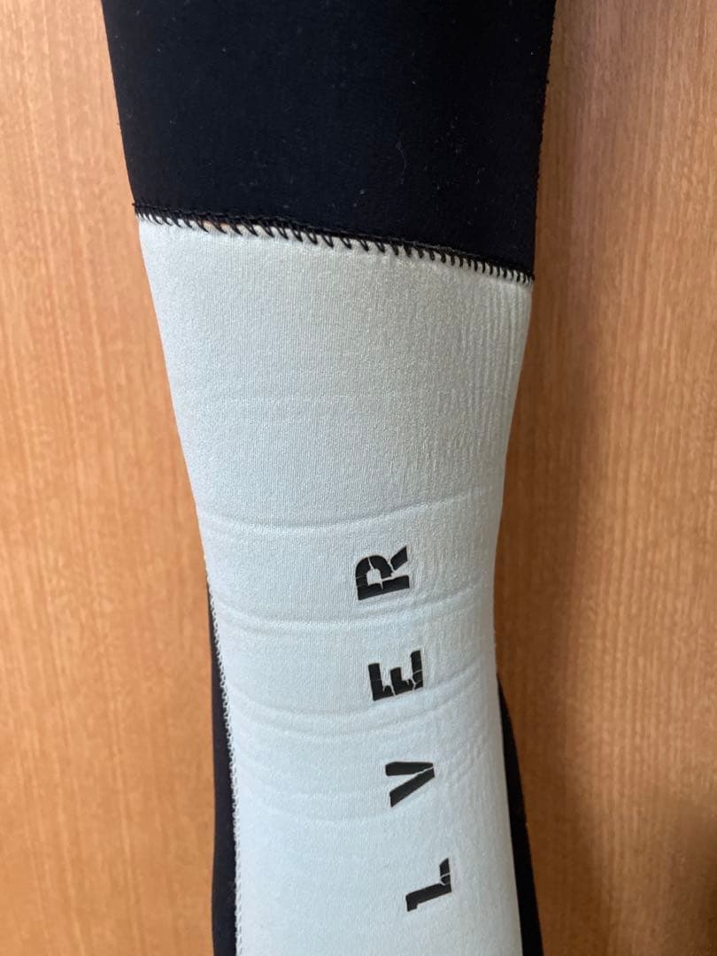 QUIKSILVER クイックシルバー 3mm ジャージ フルスーツ MLサイズ