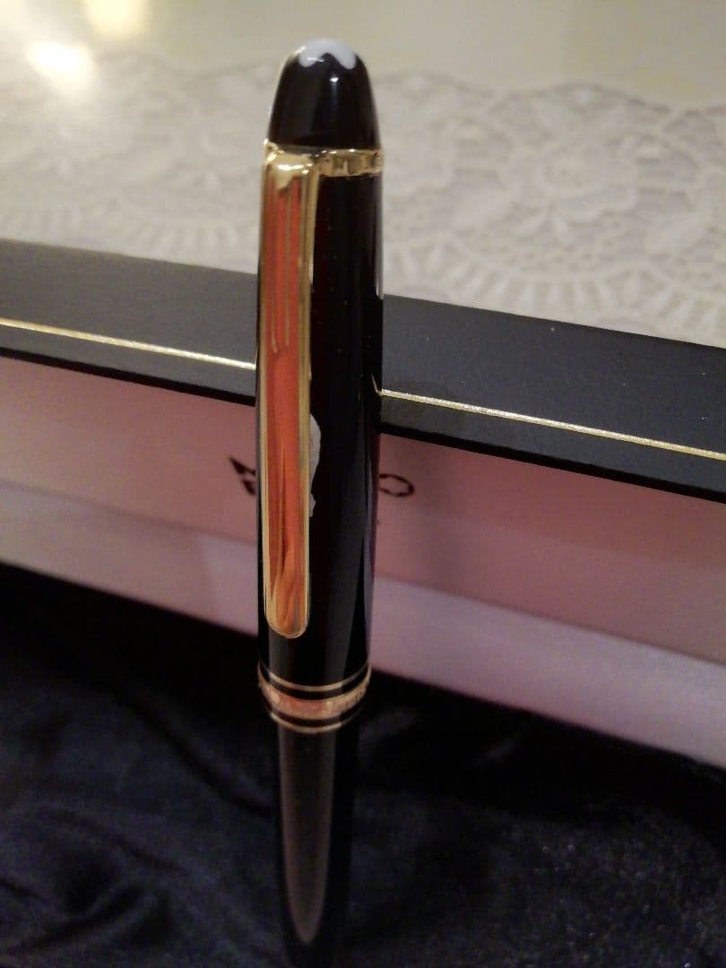 MONT BLANC ボールペン２本　シャープペンシル1本　ケースの4点セット