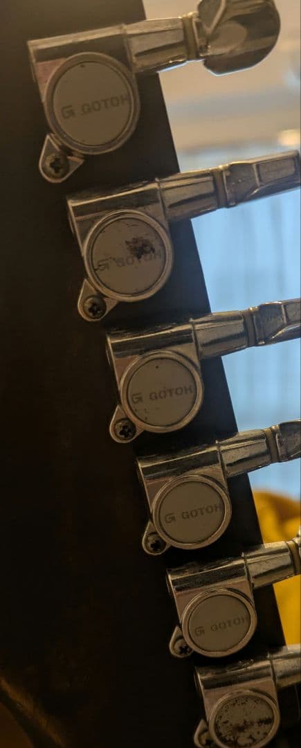 エレキギター　エクスプローラー　エリック・クラプトン　ビザールギター