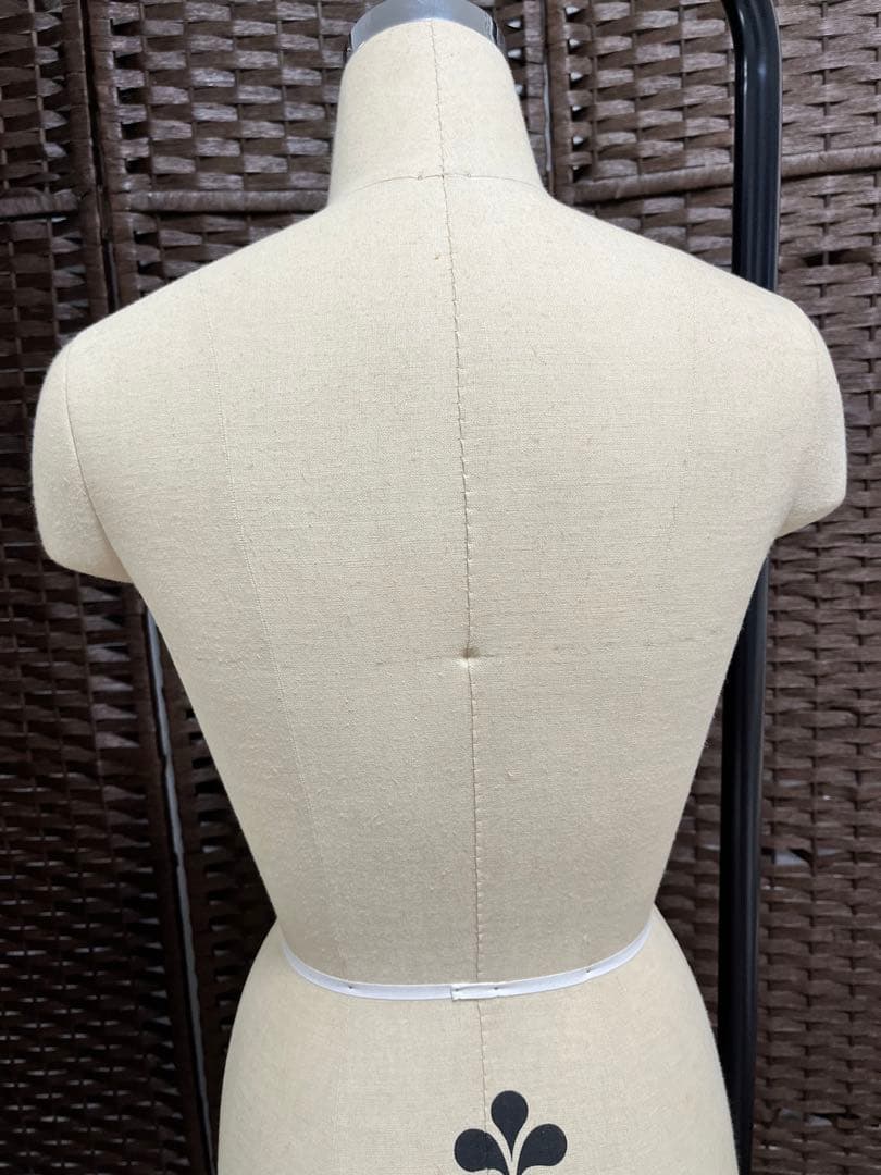 七彩 NANASAI 裁断用 ナチュラルヌードボディ 9号 MT-20 マネキン