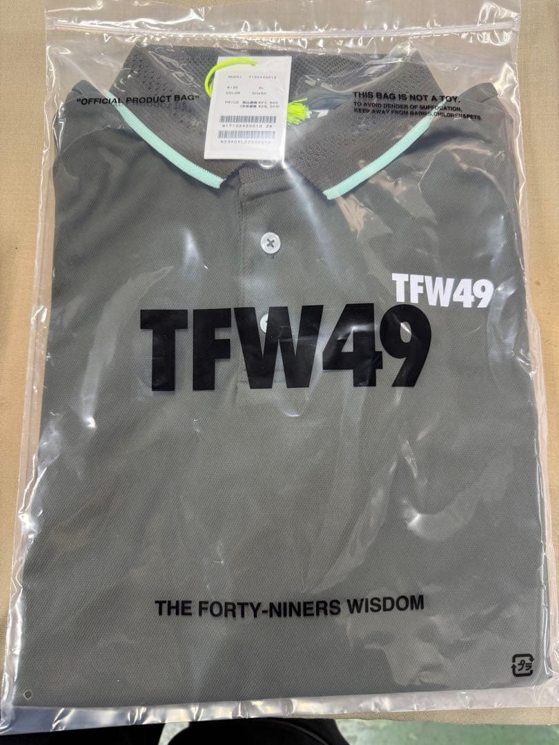 専用‼️TFW49 tfw49 ポロシャツ　XL カーキ