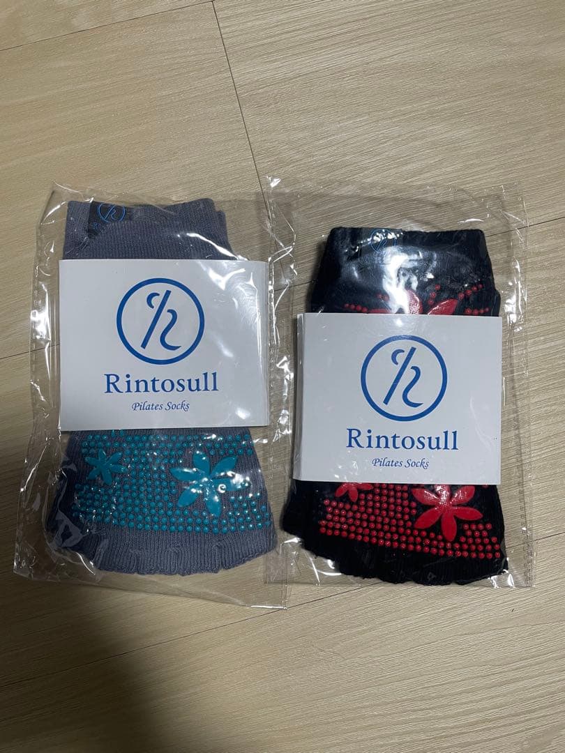 新品未開封　パーフェクトフォームトップス＆レギンスセット Mサイズ