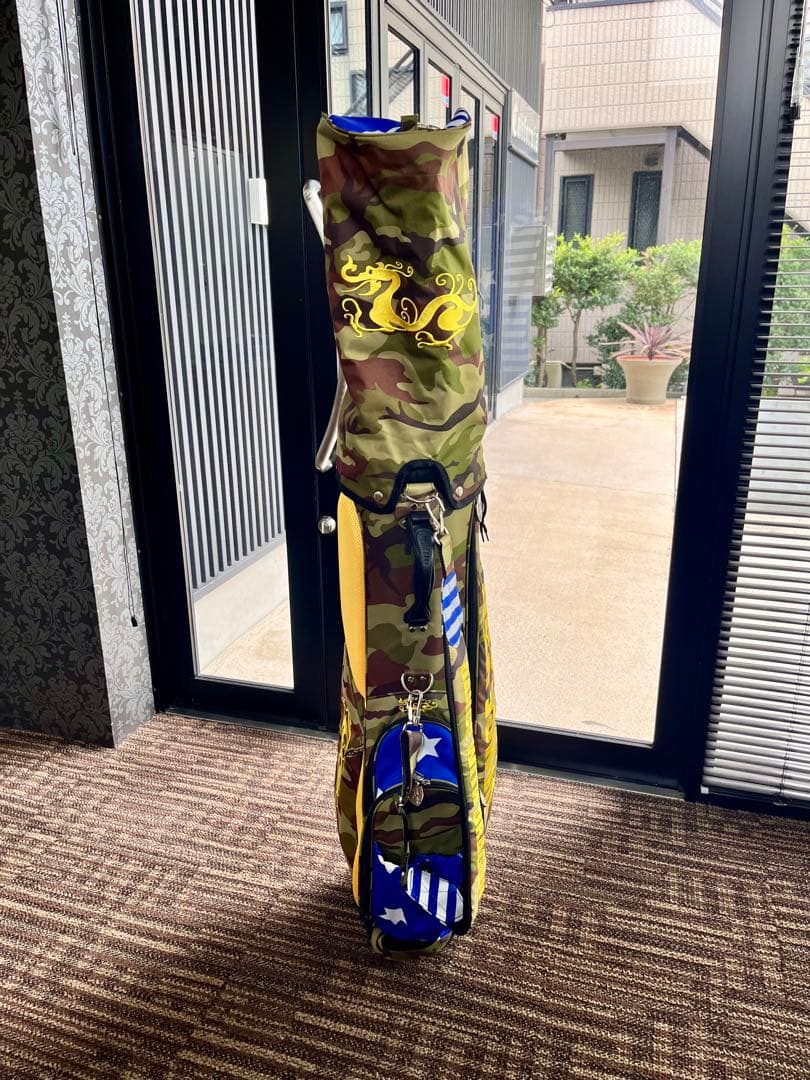 ダンスウィズドラゴン 迷彩柄キャディバッグ