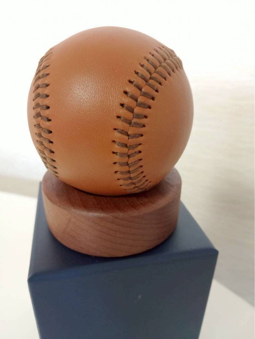限定 【希少・箱付】ポロ ラルフローレン レザー ベースボール 置物 台座付き