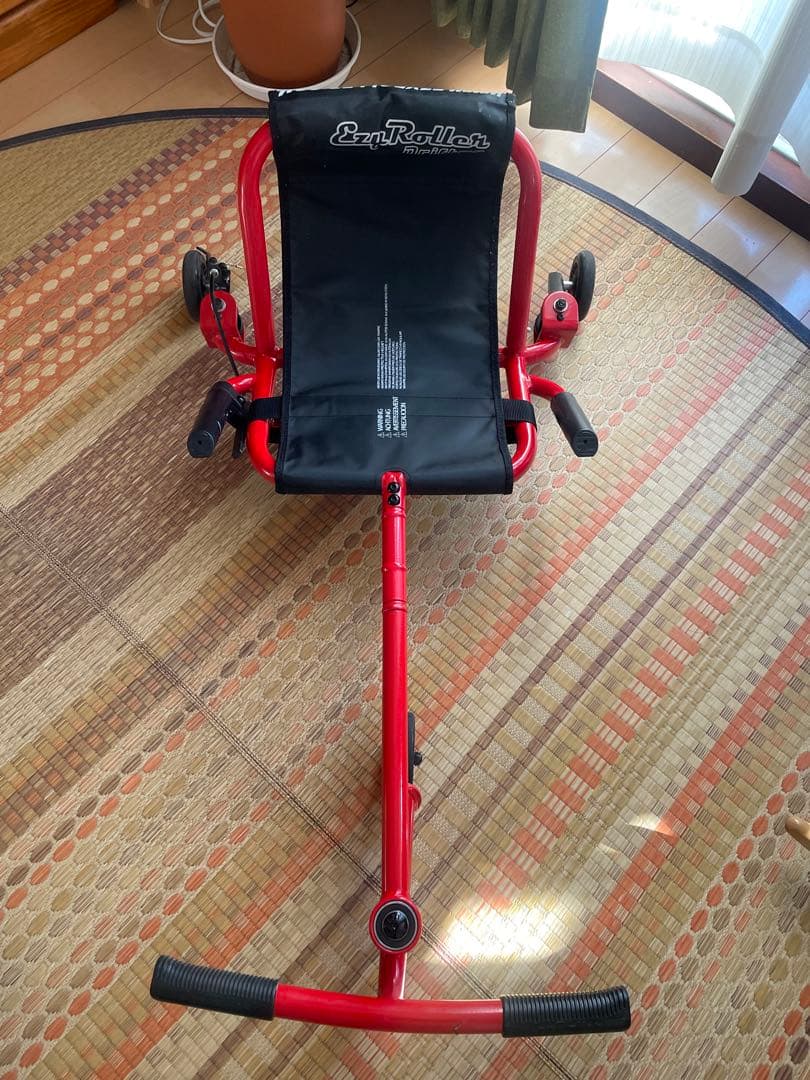 EzyRoller 赤 乗り物おもちゃ