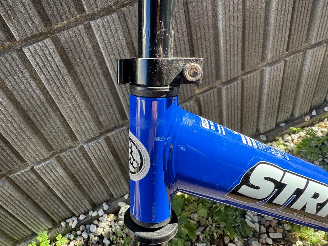 正規品　箱付　STRIDER ストライダースポーツモデル　ブルー