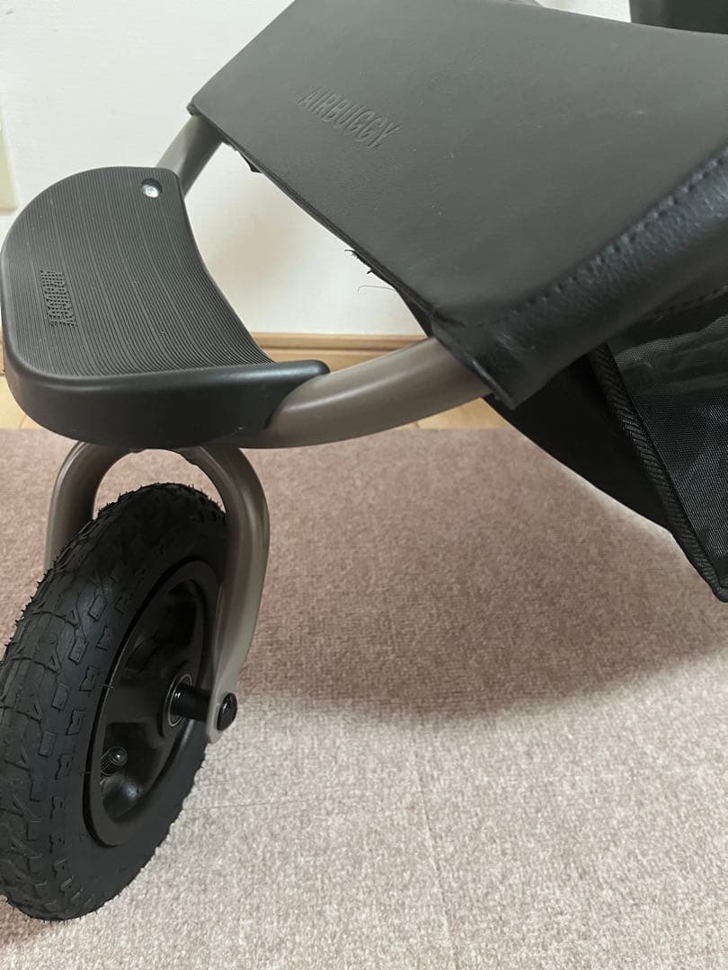 AIRBUGGY プレミア　ウォームグレイ色フレーム　プラス付属品