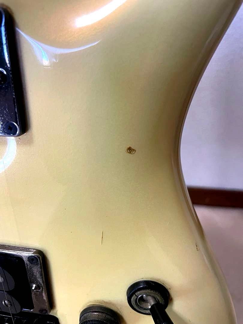 ハ*ー様 Ibanez エレキギター クリーム色 ハムバッカー