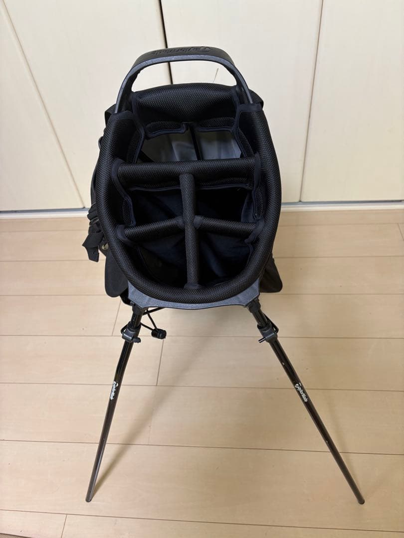 TaylorMade 9.5インチスタンドキャディバッグ(フードなし)