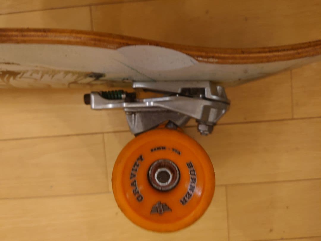 Gravity 102cmコンプリートスケートボード