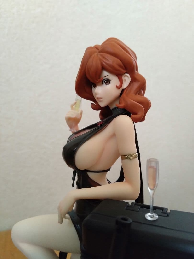 峰不二子フィギュア