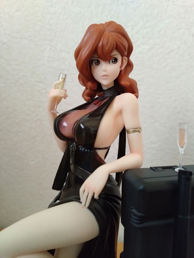 峰不二子フィギュア