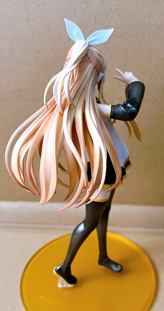 鏡音リン 『リンちゃんなう! 』 大人リンVer. 1/8スケール