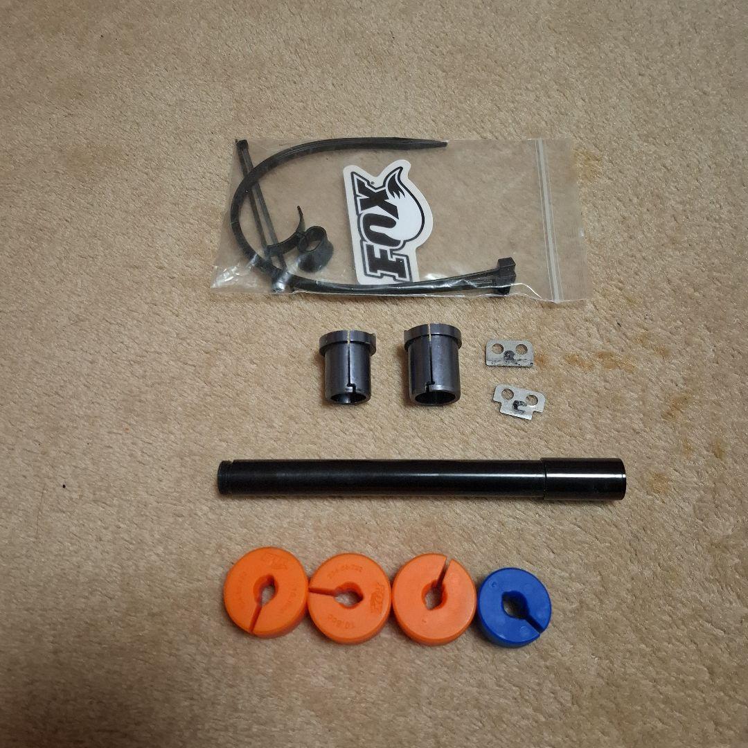 FOXフロントサスペンションフォーク