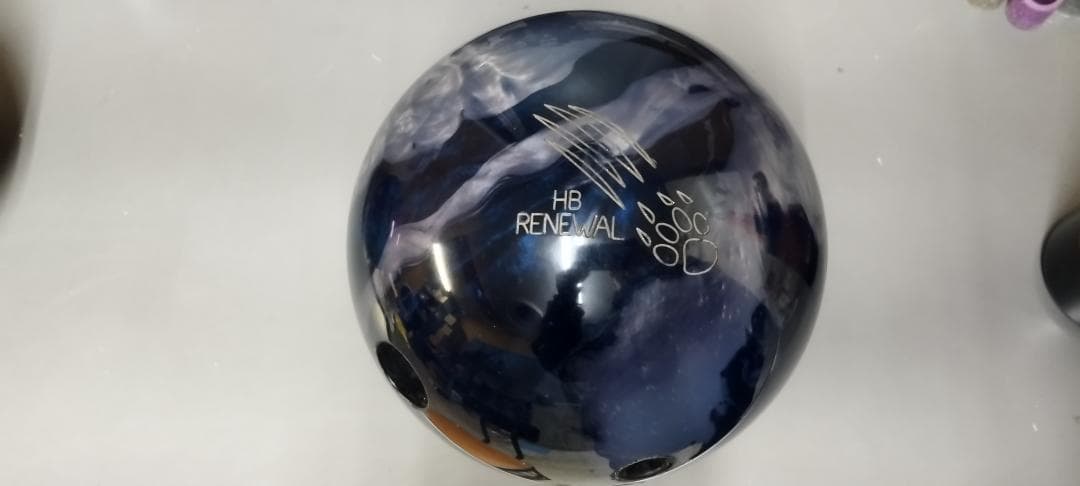 702 Blend HB RENEWAL ボウリングボール