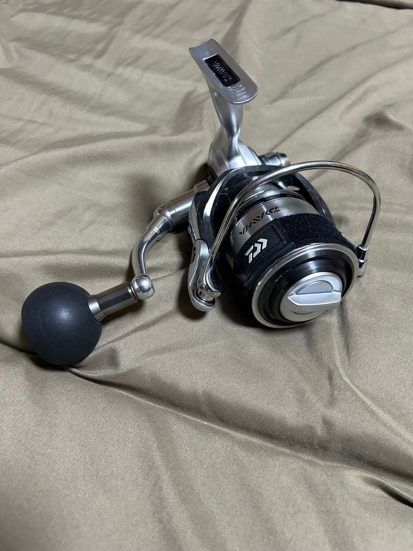 ダイワ　キャタリナ4500 替スプールつき