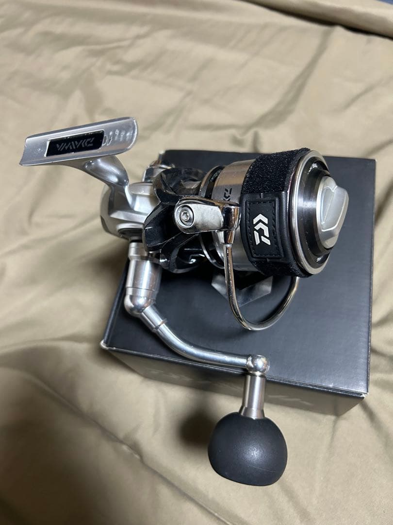 ダイワ　キャタリナ4500 替スプールつき