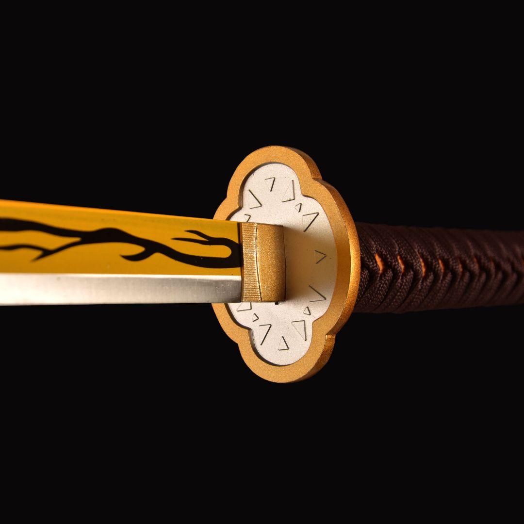 金色の刃と黒い鞘の刀 獪岳