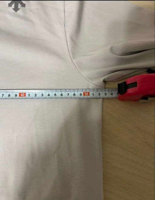 デサント　ゴルフ　セーター　Lサイズ