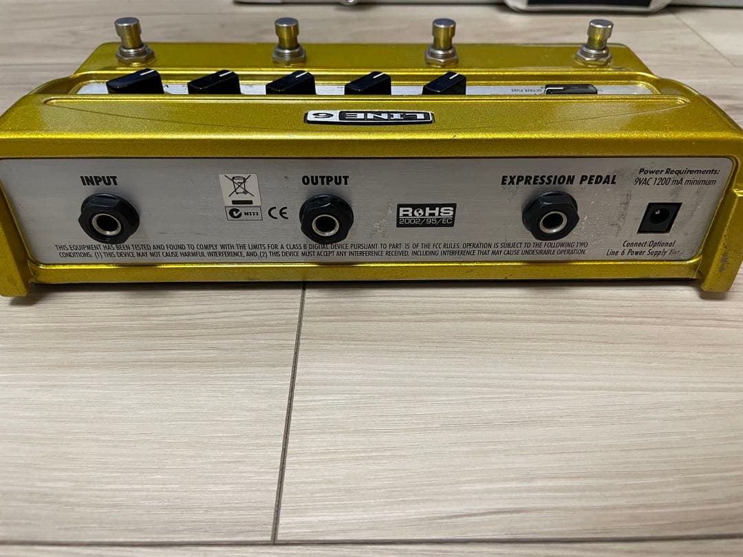 LINE 6 DM4 Distortion Modelerゴールド