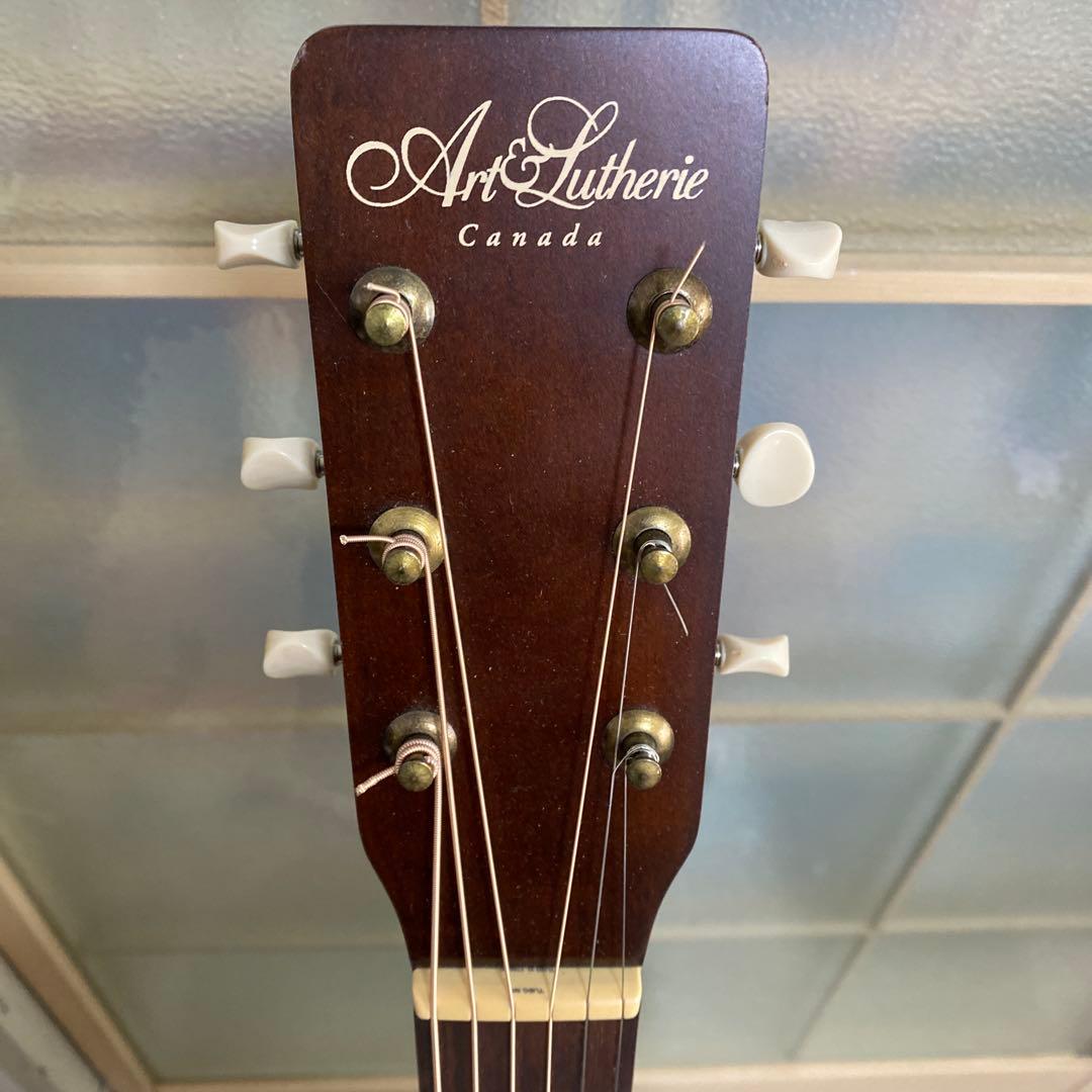 Art & Lutherie Legacyカッタウェイ バーボンバースト