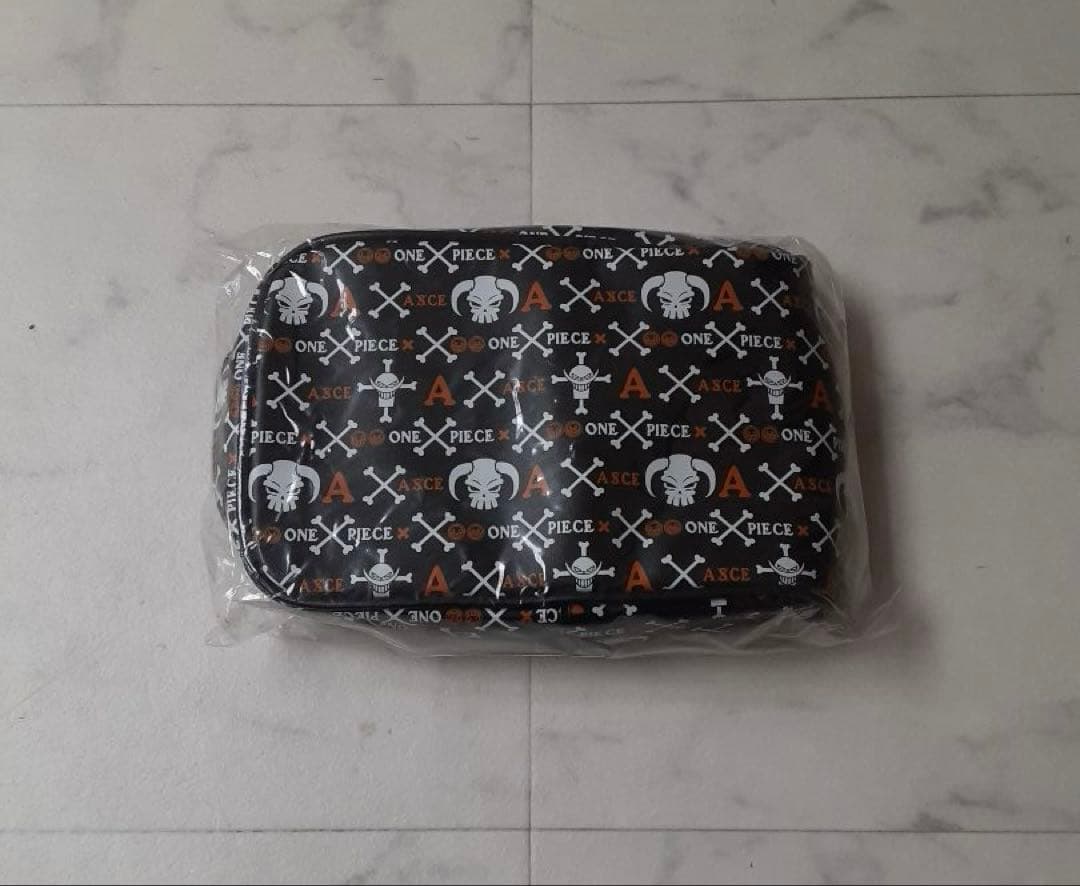 ワンピース × パンソンワークス 他 グッズまとめ売り【未使用 / 計17点】