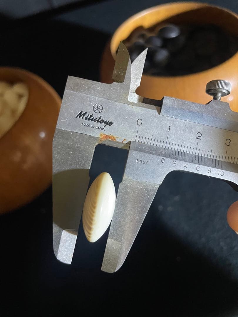 日向特製蛤碁石32号　那智黒石 栗碁笥 特大碁石 木箱付き