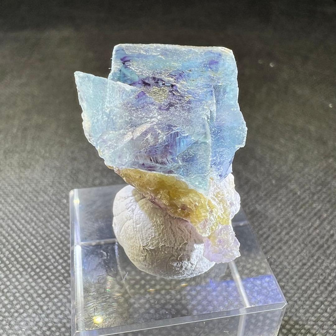 ヤオガンシャン産　ブルーゾーニング　パープルファントムフローライト