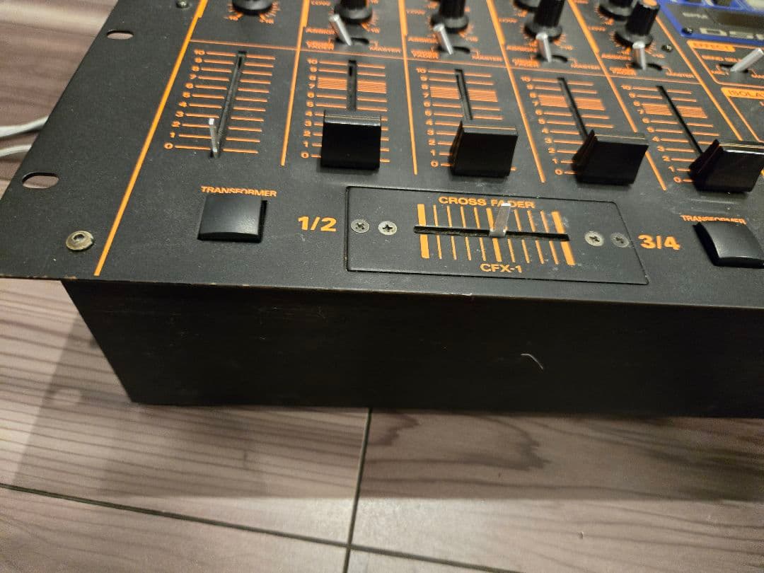 【Roland】ローランドプロフェッショナルDJ MIXER DJ-2000