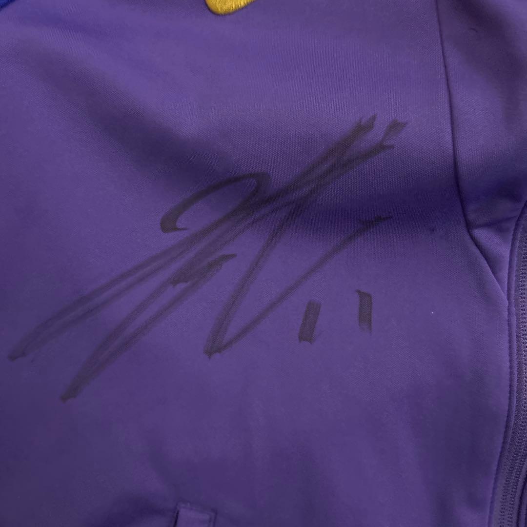 サンフレッチェ広島　大迫敬介、満田誠(現ガンバ大阪)直筆サイン入りジャケット