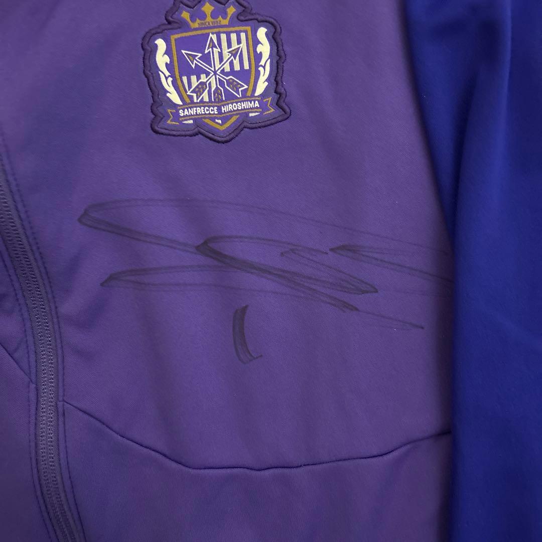 サンフレッチェ広島　大迫敬介、満田誠(現ガンバ大阪)直筆サイン入りジャケット