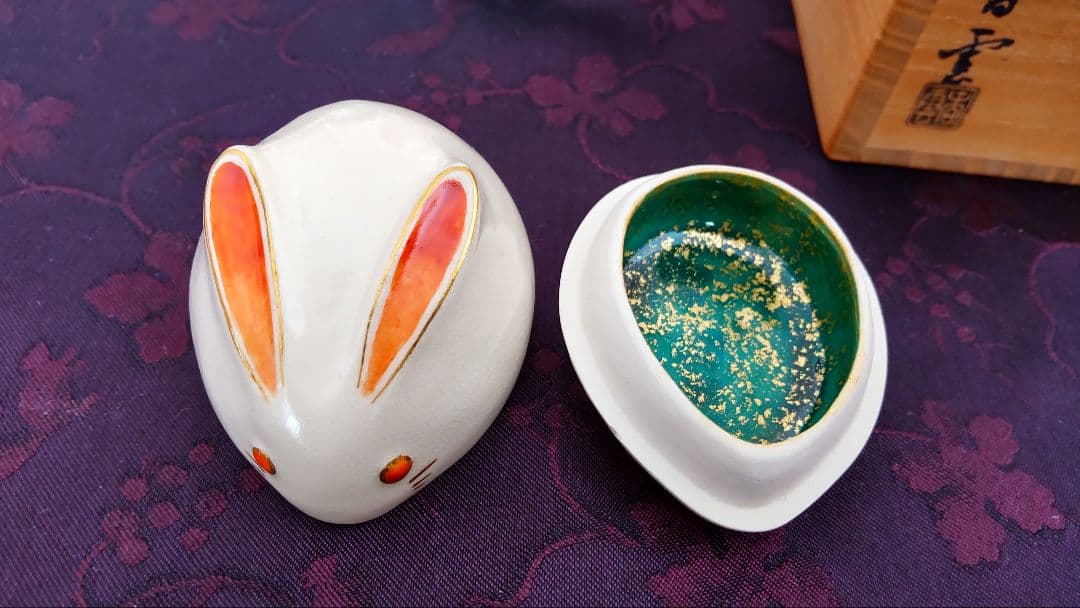 茶道具　香合　兎　宮川香雲作　共箱