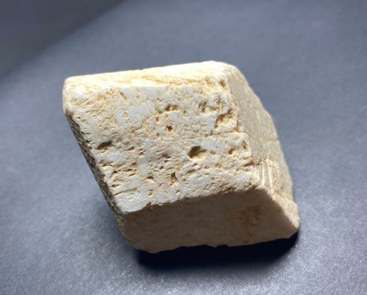 滋賀県湖北　長石　結晶　国産鉱物　標本　原石　鑑賞石