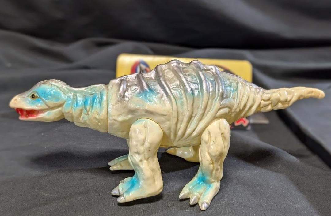 ステゴン「帰ってきたウルトラマン」登場怪獣（ブルマァク復刻）ソフビフィギュア