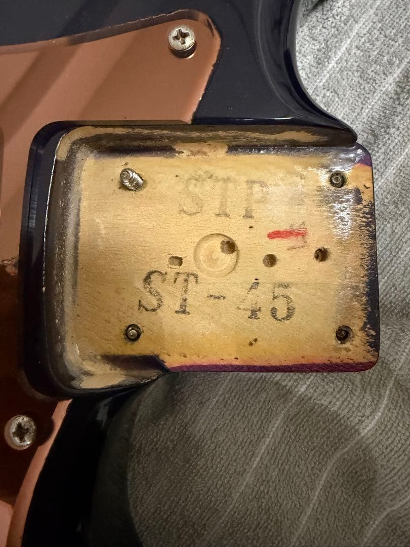 フェルナンデス エレキギター シースルーブラック