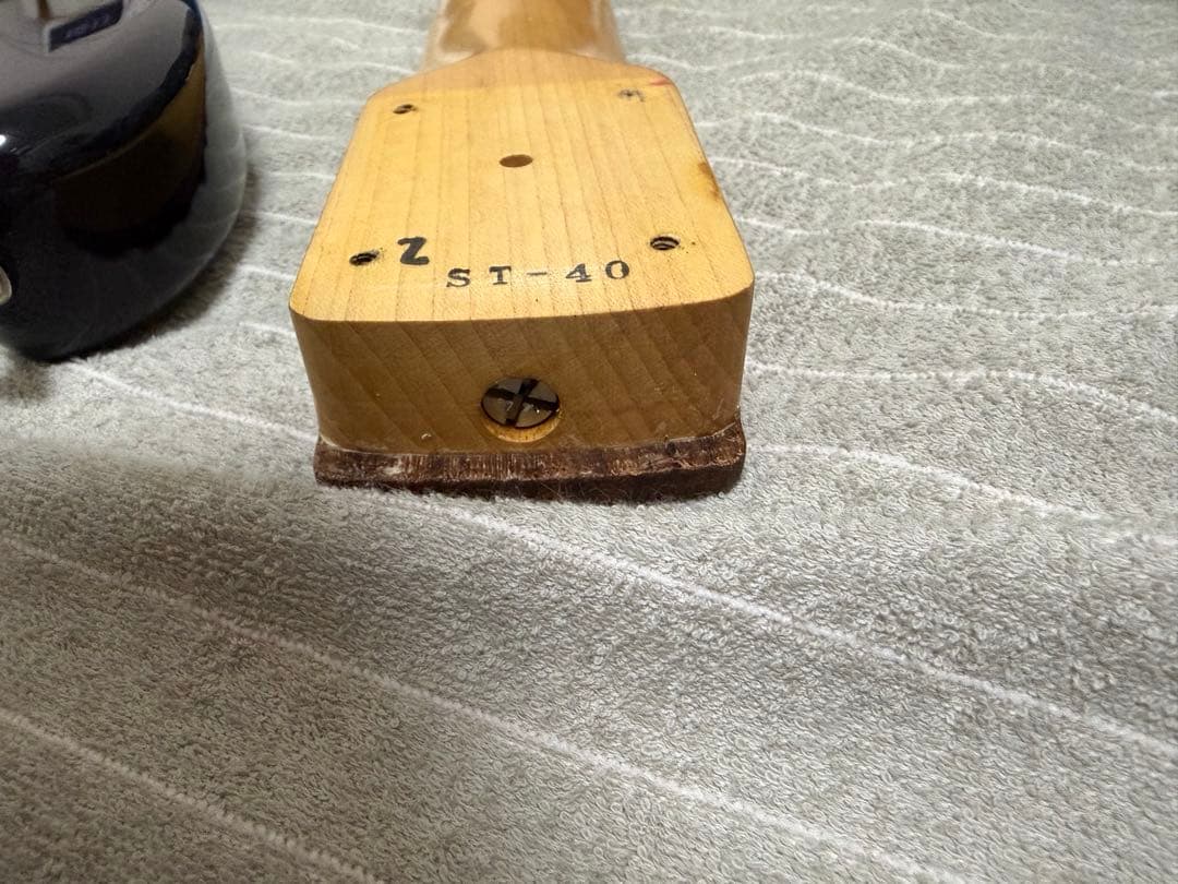 フェルナンデス エレキギター シースルーブラック