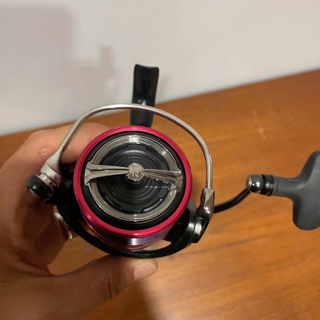 美品 DAIWA FUEGO LT3000D-CXH ダイワ フエゴ スピニング