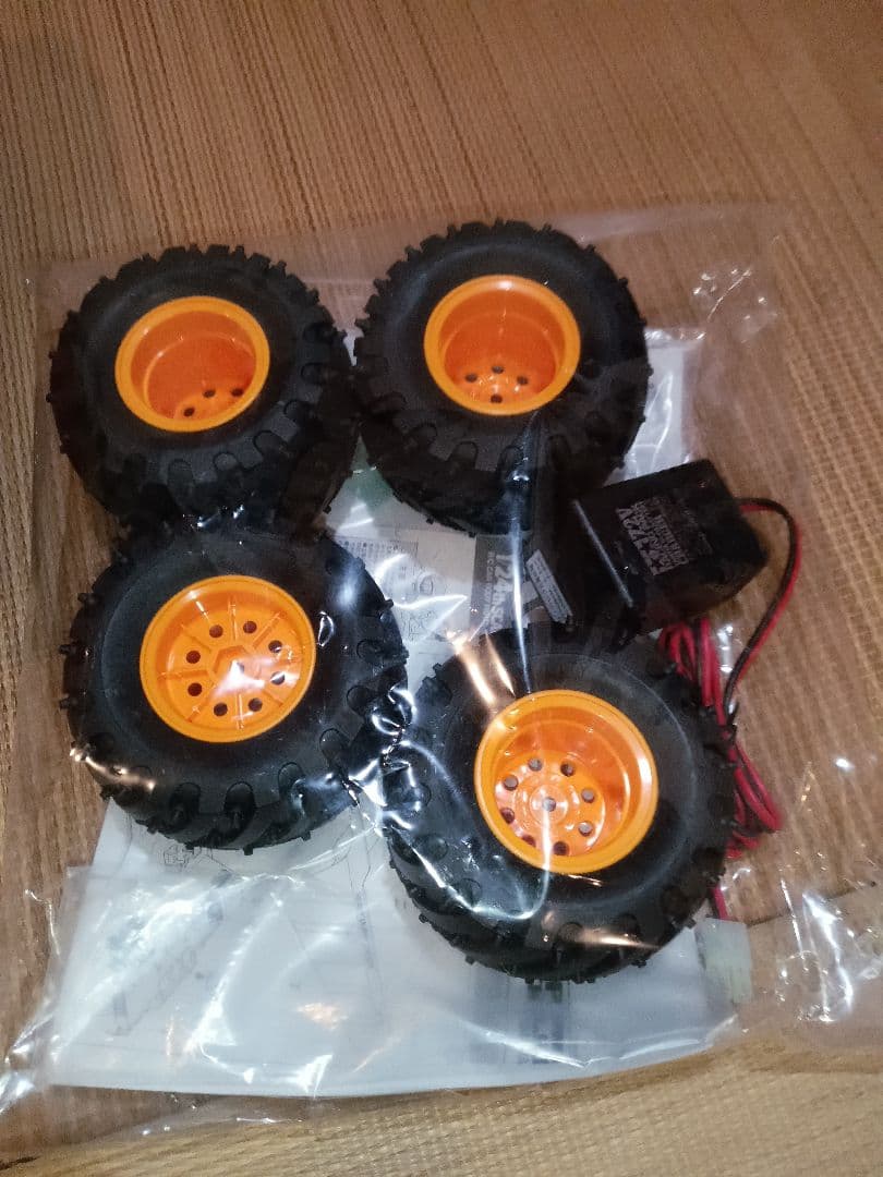 タイヤ　ヘビーダンプ