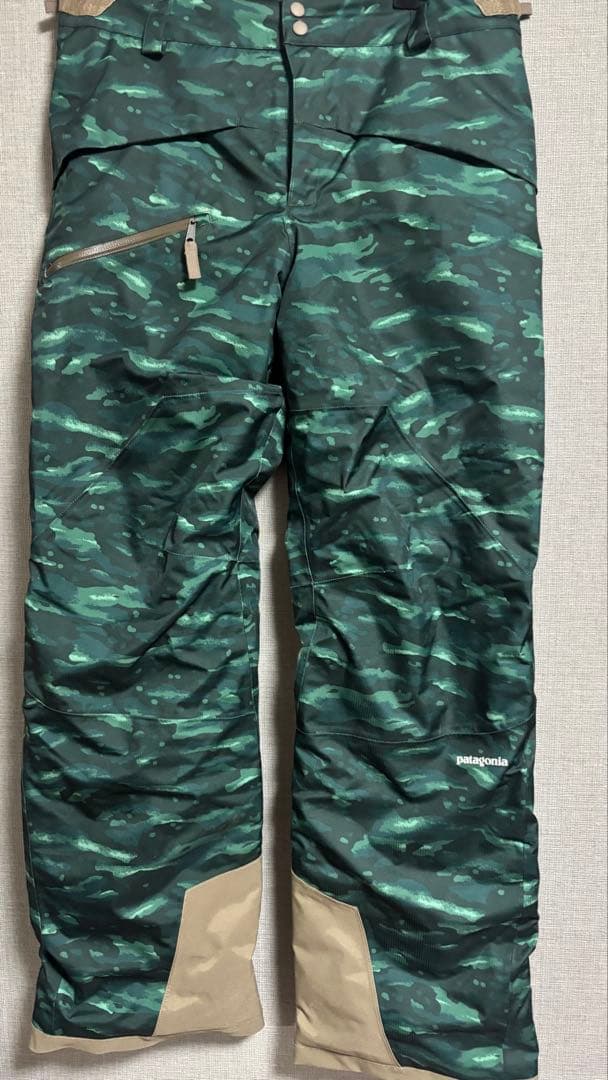 スノーパンツ子供用patagonia カモフラージュ アウトドアパンツ XXL