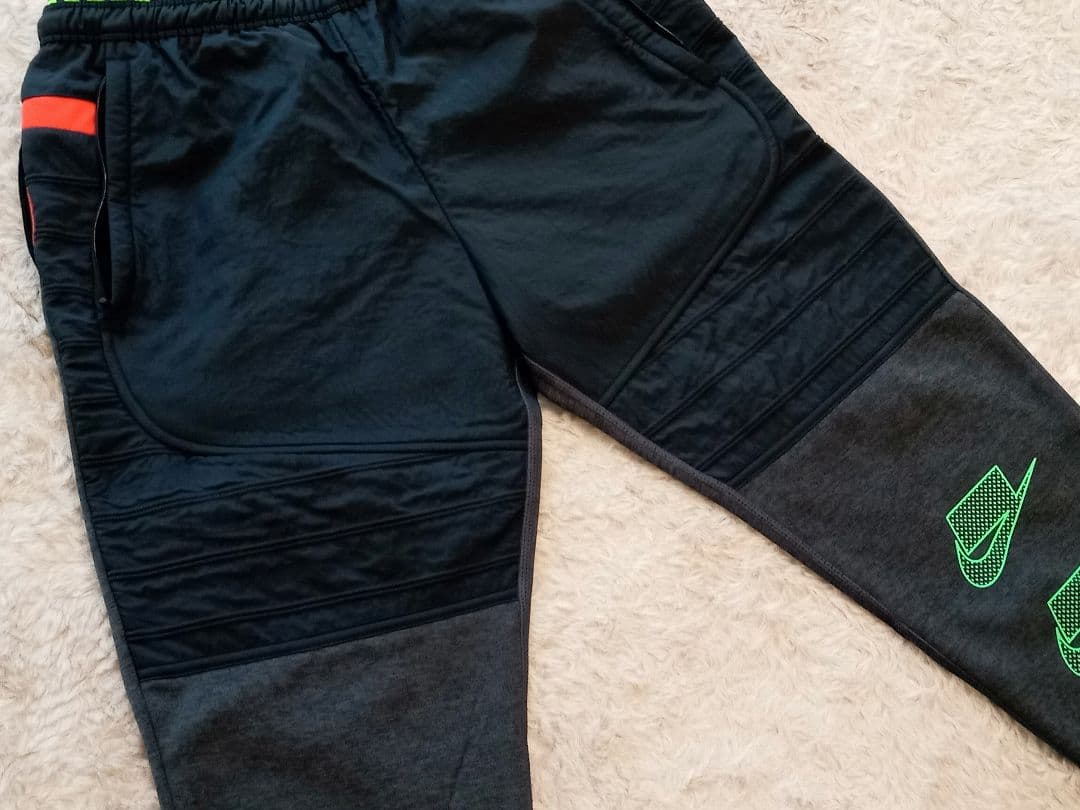 Nike ジャージセットアップ