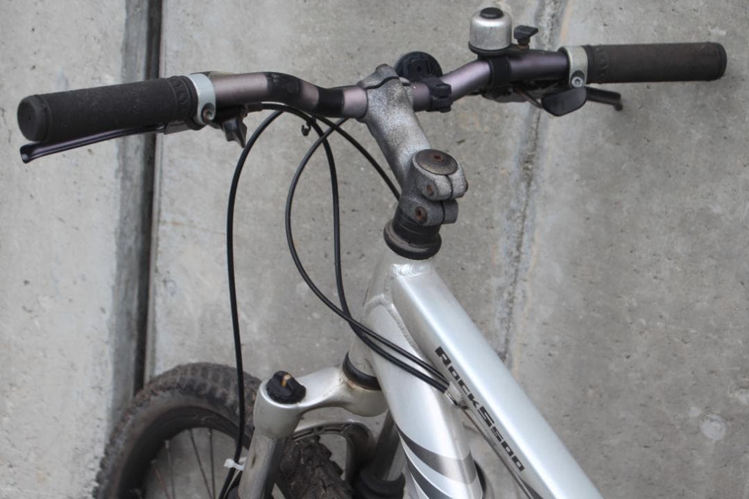 引き取り限定♪GIANT♪ROCK5500♪前後ディスクブレーキ♪ジャイアント♪