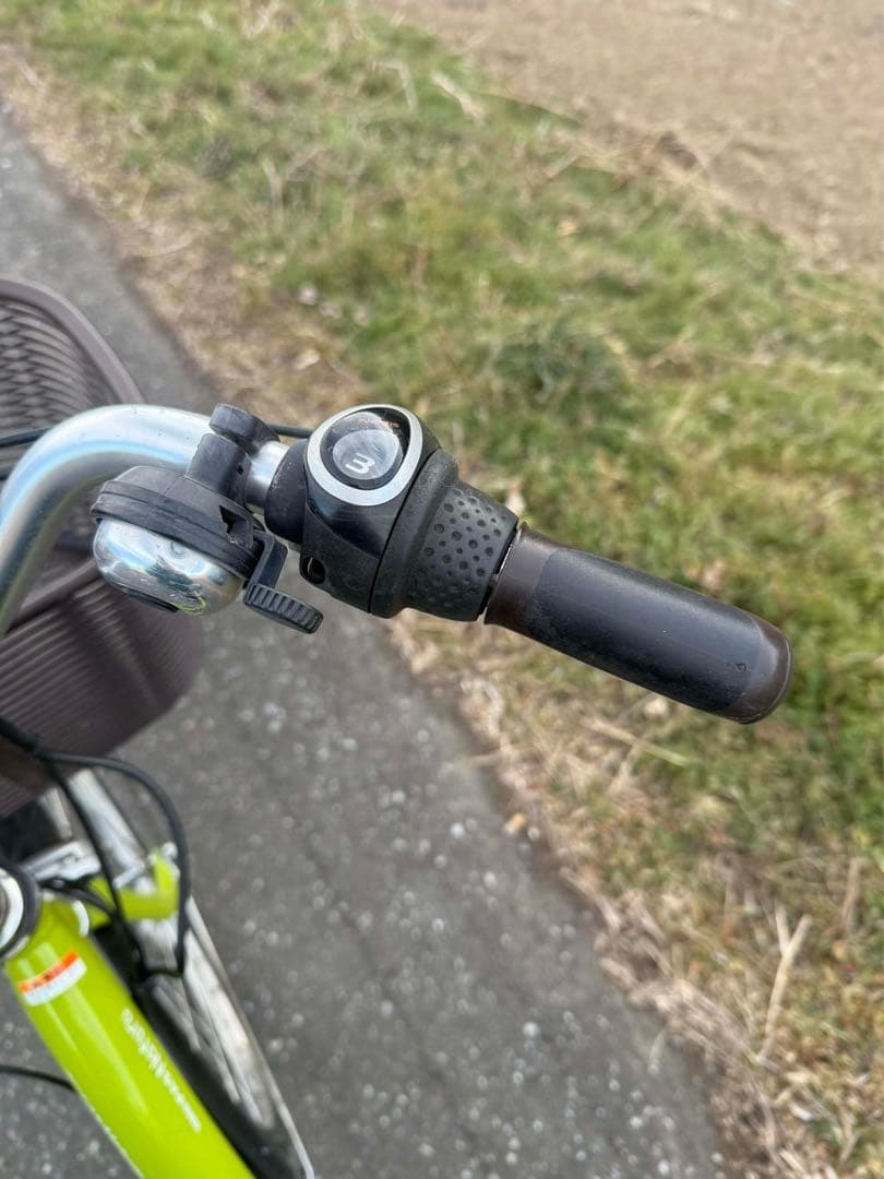 電動アシスト自転車 ライムグリーン