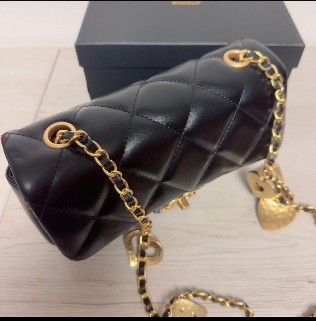 CHANEL キルティングショルダーバッグハートチェーン ノベルティ
