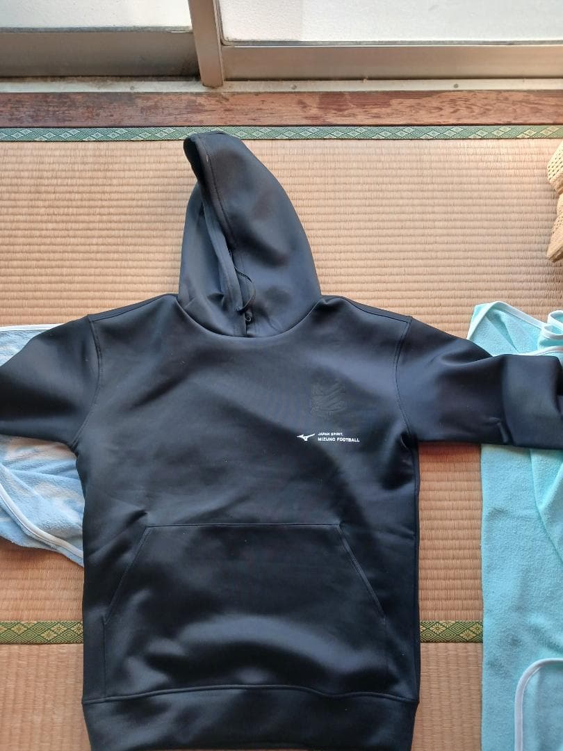 【新品】 コンサドーレ札幌　ミズノ フーディ スウェットパーカー