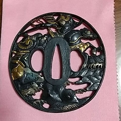 日本刀の鍔