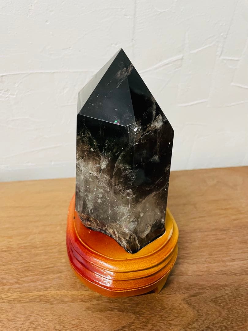 煙水晶 スモーキークォーツ 六角柱 約20cm 台座付き