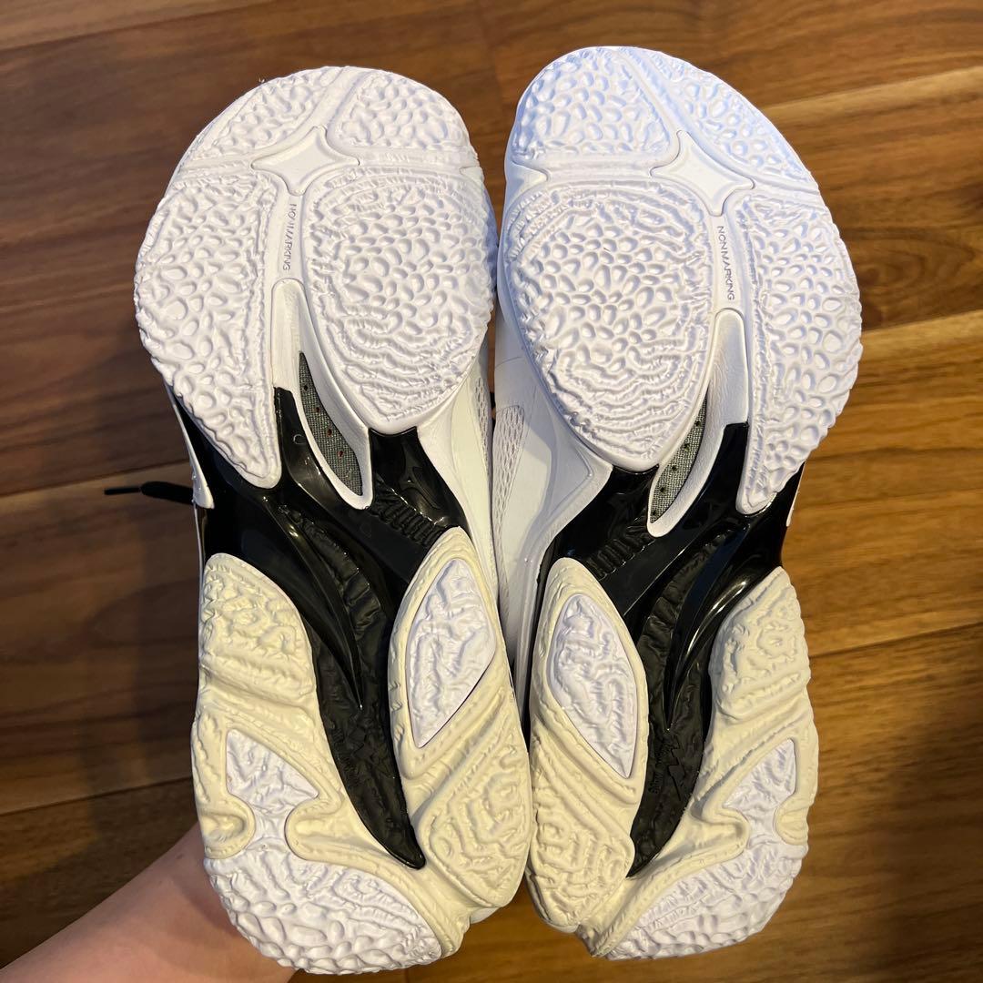 シューズ Mizuno Wave Lightning Z8 WIDE 23.0cm