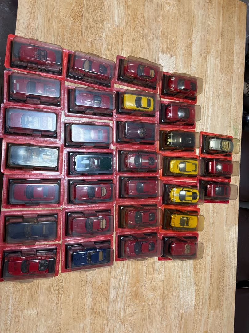 タ*ン様 ディアゴスティーニ　フェラーリ　221台