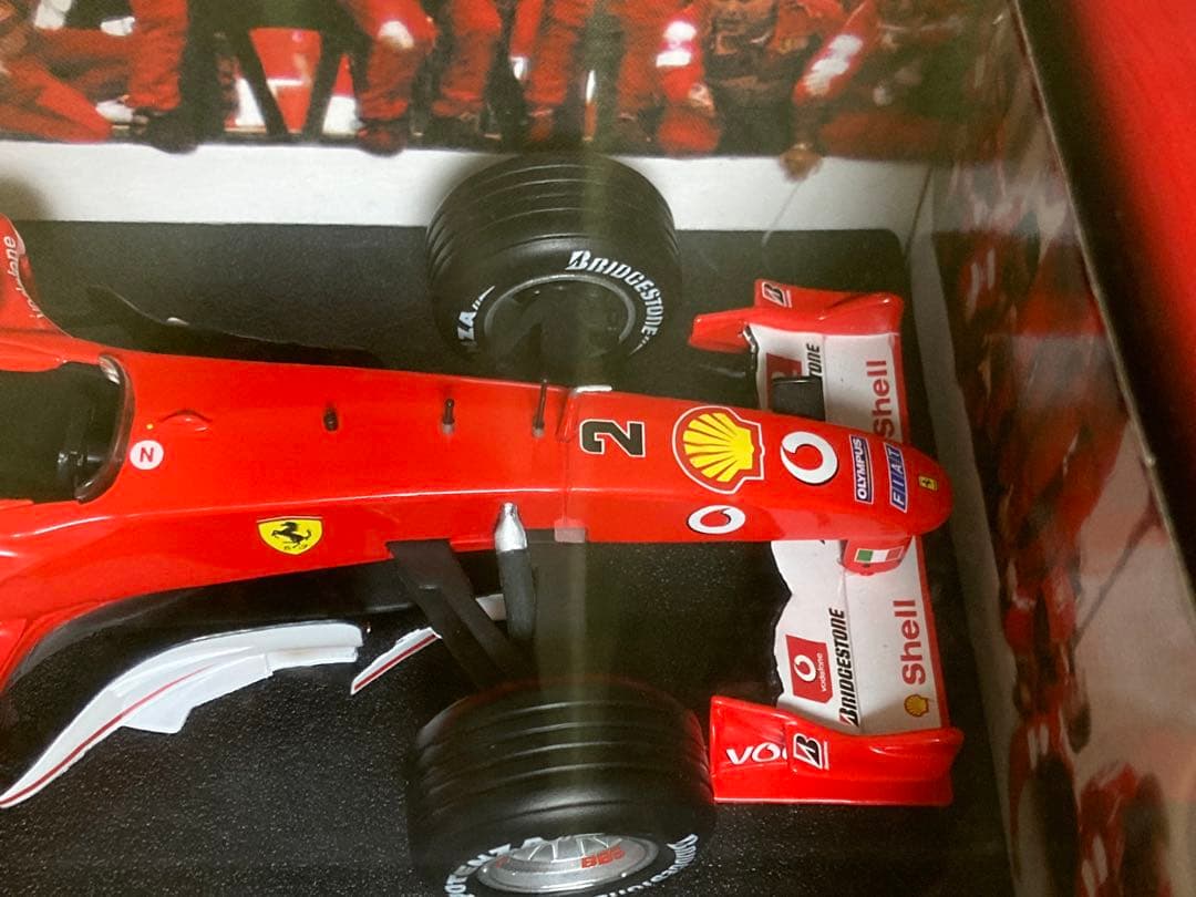 ホットウィール 1/18 フェラーリ ワールドチャンピオン2003 シューマッハ